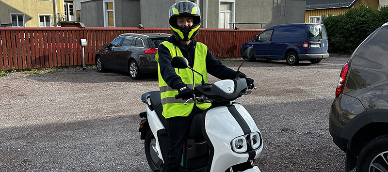 moped1_bred